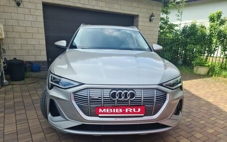 Audi e-tron I, 2022 год, 4 884 000 рублей, 5 фотография