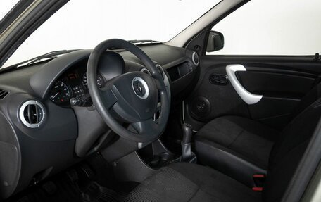 Renault Logan I, 2014 год, 588 000 рублей, 5 фотография