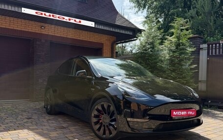 Tesla Model Y I, 2021 год, 4 250 000 рублей, 1 фотография