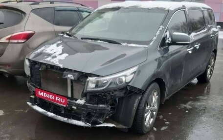 KIA Carnival III, 2017 год, 1 999 999 рублей, 1 фотография