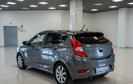 Hyundai Solaris II рестайлинг, 2012 год, 630 000 рублей, 4 фотография