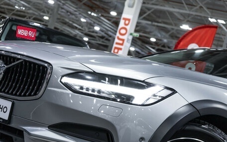 Volvo V90 Cross Country I рестайлинг, 2017 год, 3 599 000 рублей, 2 фотография
