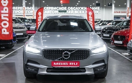 Volvo V90 Cross Country I рестайлинг, 2017 год, 3 599 000 рублей, 3 фотография