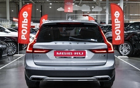 Volvo V90 Cross Country I рестайлинг, 2017 год, 3 599 000 рублей, 12 фотография