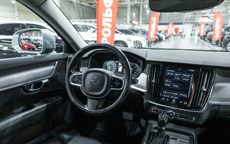 Volvo V90 Cross Country I рестайлинг, 2017 год, 3 599 000 рублей, 31 фотография