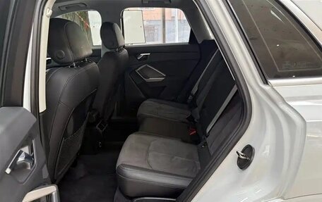 Audi Q3, 2023 год, 2 200 000 рублей, 14 фотография