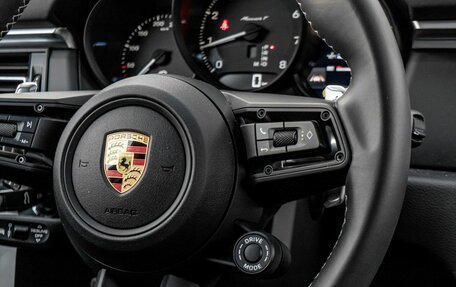 Porsche Macan I рестайлинг, 2022 год, 7 500 000 рублей, 28 фотография