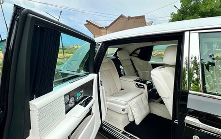 Rolls-Royce Phantom VIII, 2021 год, 45 000 000 рублей, 11 фотография