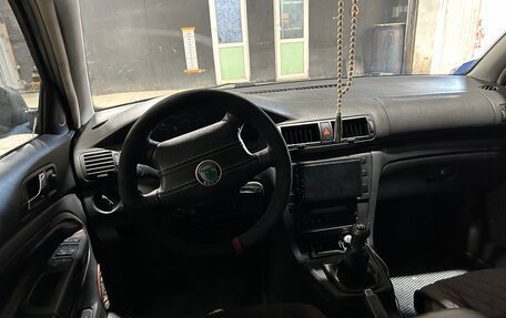 Skoda Superb III рестайлинг, 2004 год, 550 000 рублей, 4 фотография