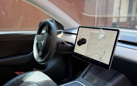 Tesla Model Y I, 2021 год, 4 250 000 рублей, 5 фотография