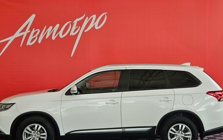 Mitsubishi Outlander III рестайлинг 3, 2018 год, 2 150 000 рублей, 2 фотография