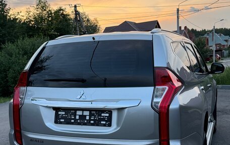 Mitsubishi Pajero Sport III рестайлинг, 2019 год, 3 250 000 рублей, 7 фотография