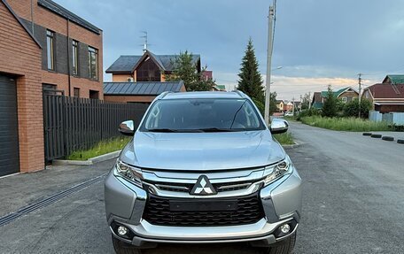 Mitsubishi Pajero Sport III рестайлинг, 2019 год, 3 250 000 рублей, 4 фотография