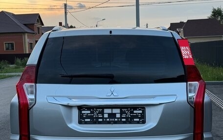 Mitsubishi Pajero Sport III рестайлинг, 2019 год, 3 250 000 рублей, 9 фотография