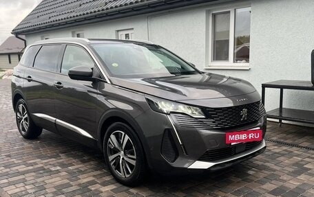 Peugeot 5008 II, 2021 год, 2 040 000 рублей, 2 фотография