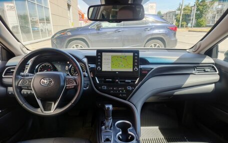 Toyota Camry, 2021 год, 3 850 000 рублей, 14 фотография