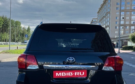 Toyota Land Cruiser 200, 2013 год, 3 295 000 рублей, 6 фотография