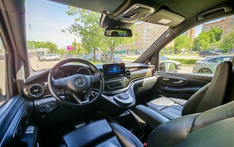 Mercedes-Benz V-Класс, 2022 год, 6 550 000 рублей, 11 фотография