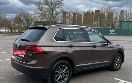 Volkswagen Tiguan II, 2017 год, 1 850 000 рублей, 4 фотография