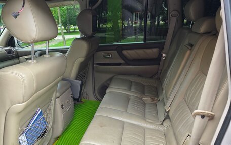 Toyota Land Cruiser 100 рестайлинг 2, 1998 год, 1 000 000 рублей, 6 фотография