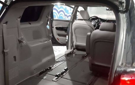KIA Carnival III, 2017 год, 1 999 999 рублей, 2 фотография