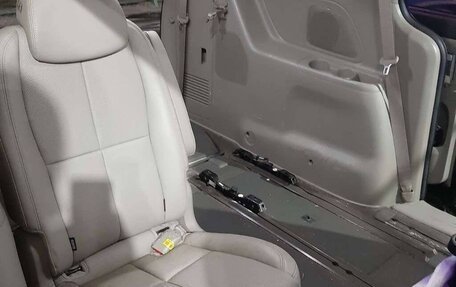 KIA Carnival III, 2017 год, 1 999 999 рублей, 3 фотография