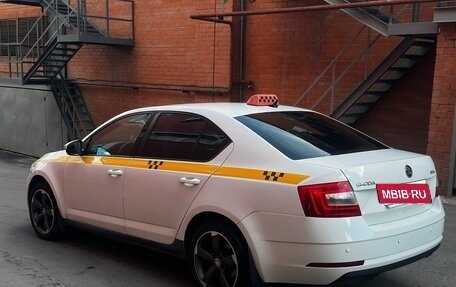 Skoda Octavia, 2018 год, 960 000 рублей, 4 фотография