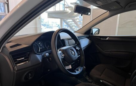 Skoda Rapid II, 2021 год, 1 600 000 рублей, 23 фотография