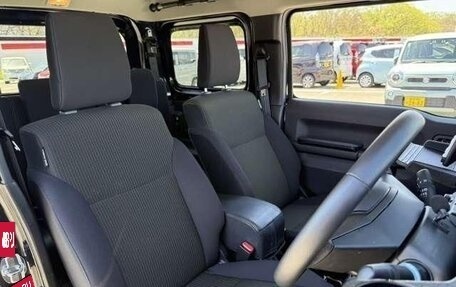 Suzuki Jimny, 2023 год, 1 800 000 рублей, 21 фотография