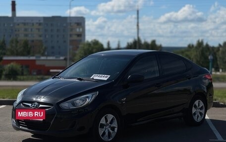 Hyundai Solaris II рестайлинг, 2014 год, 750 000 рублей, 3 фотография