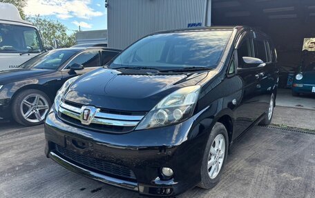 Toyota ISis I, 2015 год, 1 170 000 рублей, 2 фотография