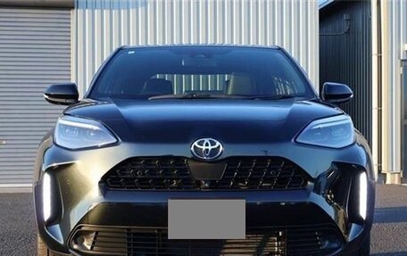 Toyota Yaris Cross, 2022 год, 1 429 000 рублей, 2 фотография