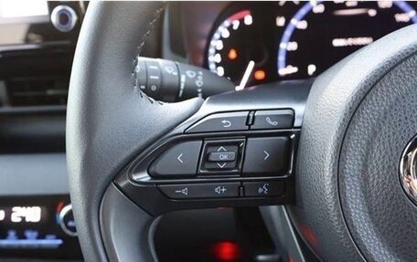Toyota Yaris Cross, 2022 год, 1 429 000 рублей, 15 фотография