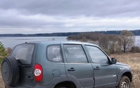 Chevrolet Niva I рестайлинг, 2012 год, 470 000 рублей, 3 фотография