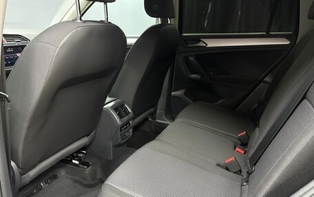 Volkswagen Tiguan II, 2020 год, 2 748 000 рублей, 16 фотография
