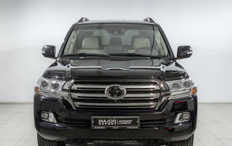 Toyota Land Cruiser 200, 2018 год, 8 950 000 рублей, 2 фотография