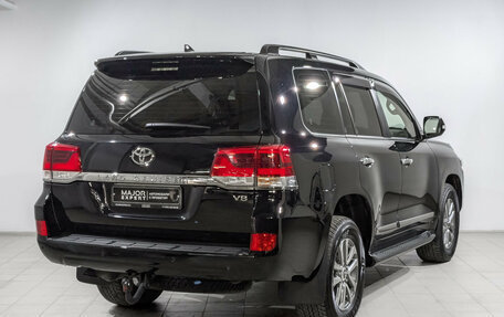 Toyota Land Cruiser 200, 2018 год, 8 950 000 рублей, 5 фотография