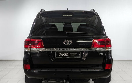 Toyota Land Cruiser 200, 2018 год, 8 950 000 рублей, 6 фотография