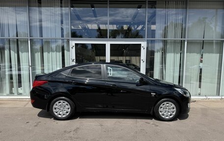 Hyundai Solaris II рестайлинг, 2015 год, 999 000 рублей, 4 фотография