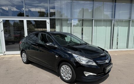 Hyundai Solaris II рестайлинг, 2015 год, 999 000 рублей, 3 фотография