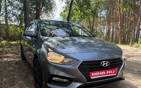 Hyundai Solaris II рестайлинг, 2017 год, 1 290 000 рублей, 1 фотография
