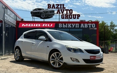 Opel Astra J, 2010 год, 750 000 рублей, 1 фотография