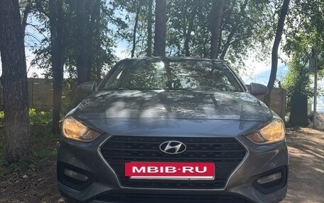 Hyundai Solaris II рестайлинг, 2017 год, 1 290 000 рублей, 3 фотография