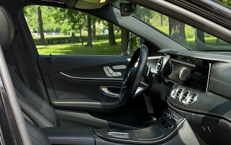 Mercedes-Benz E-Класс, 2021 год, 4 980 000 рублей, 7 фотография