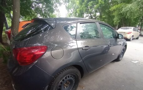 Opel Astra J, 2012 год, 690 000 рублей, 2 фотография