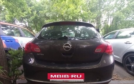 Opel Astra J, 2012 год, 690 000 рублей, 4 фотография