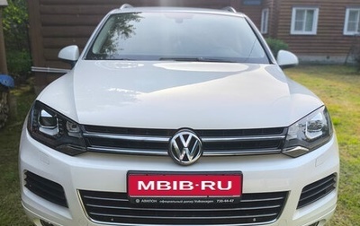 Volkswagen Touareg III, 2011 год, 2 420 000 рублей, 1 фотография