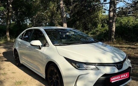 Toyota Corolla, 2019 год, 1 950 000 рублей, 1 фотография