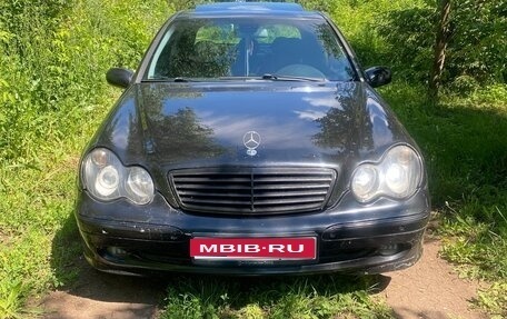 Mercedes-Benz C-Класс, 2000 год, 460 000 рублей, 1 фотография