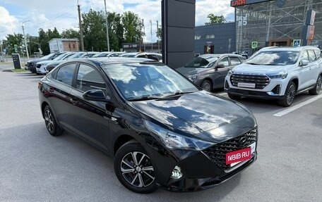 Hyundai Solaris II рестайлинг, 2021 год, 1 299 000 рублей, 3 фотография